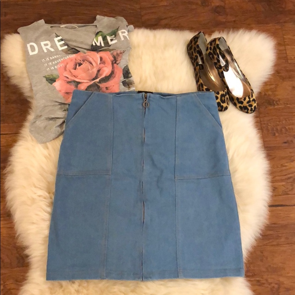 Denim skirt